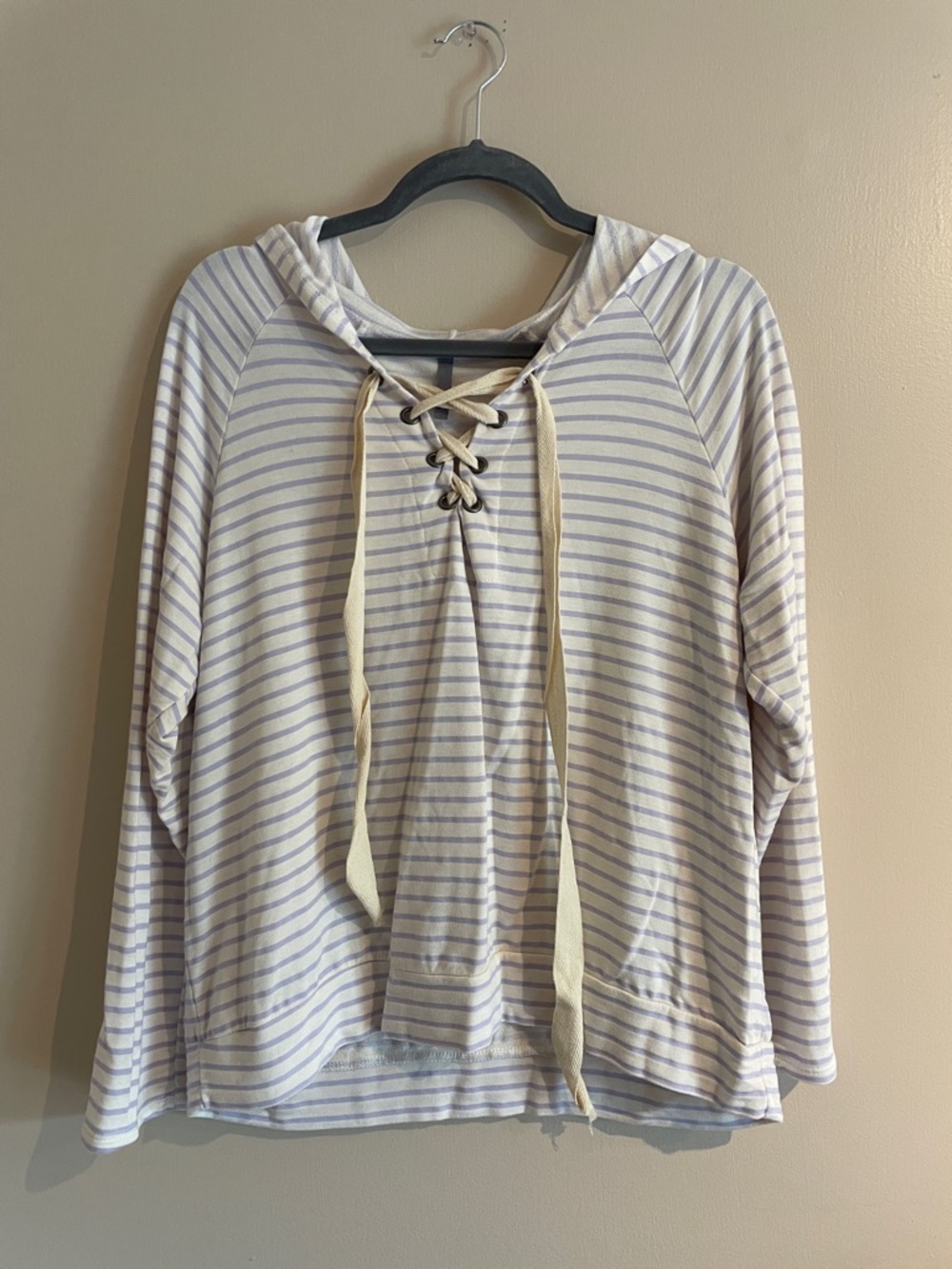 Jolie Striped Lace-Up Hooded Top in Cream and Light Gray